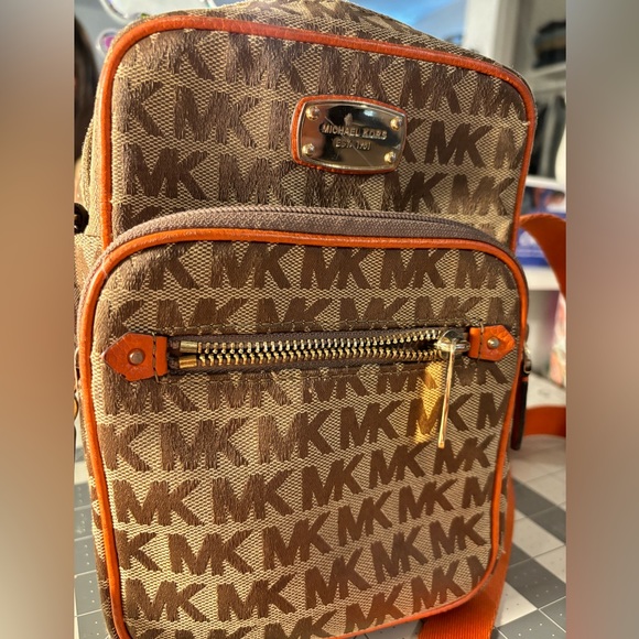 Michael Kors - Picture 5 of 6